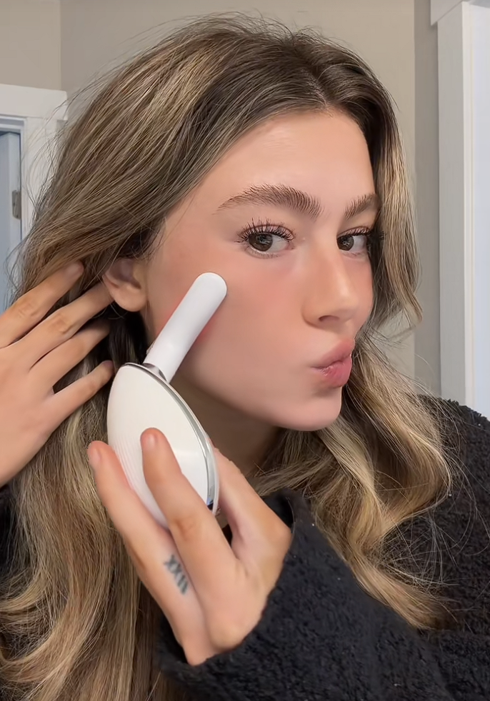 Reveal Youthful Radiance in Minutes Daily!